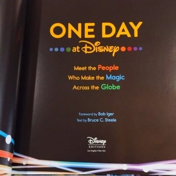 ‘One Day at Disney' Illustrated Coffee Table Book Bruce C. Steele Disney 2019 - Picture 6 of 12